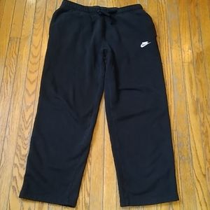 nike men's loose fit sweatpants